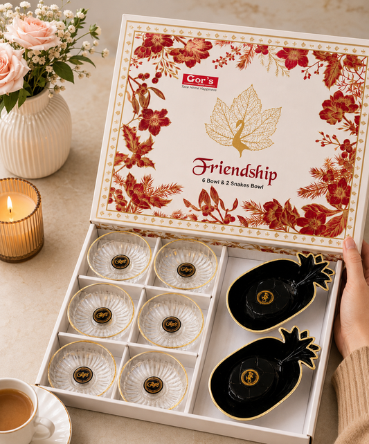 8 Pcs Friendship Gift Set | 6 Glass Bowls & 2 Black Platters